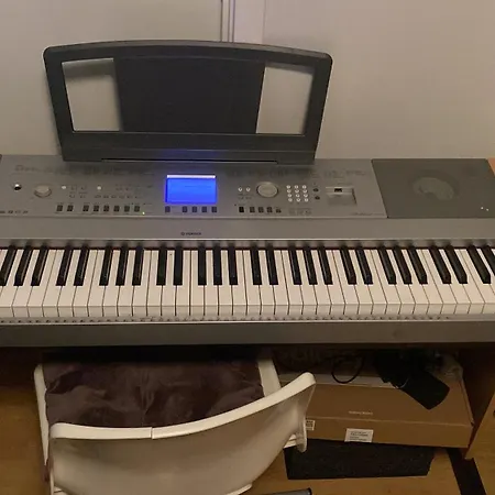 Apartment 2 Bedroom *